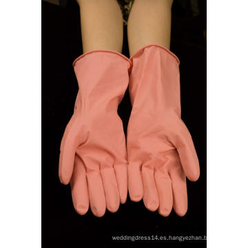 Venta de guantes de látex para limpieza del hogar.